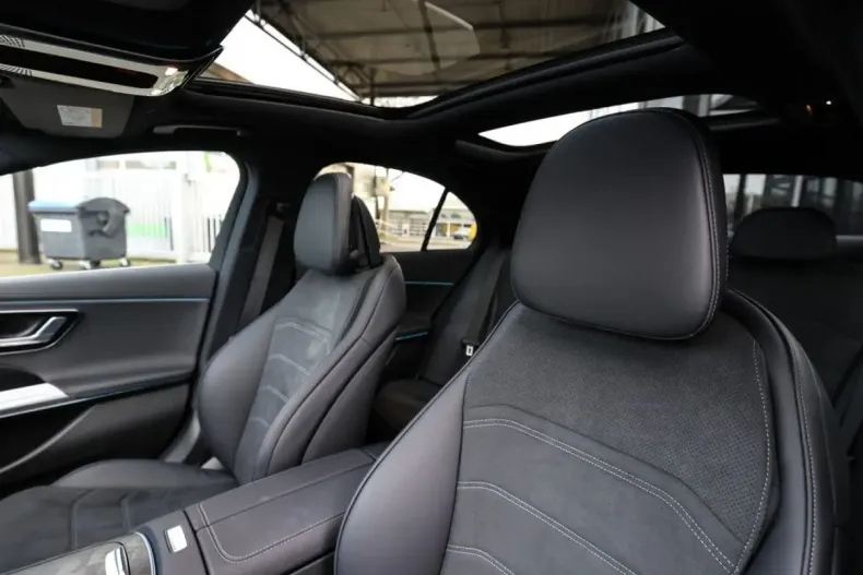 Mercedes-Benz E 300 din 2025 cu 11.619 km - oferta MER175396 - foto 23