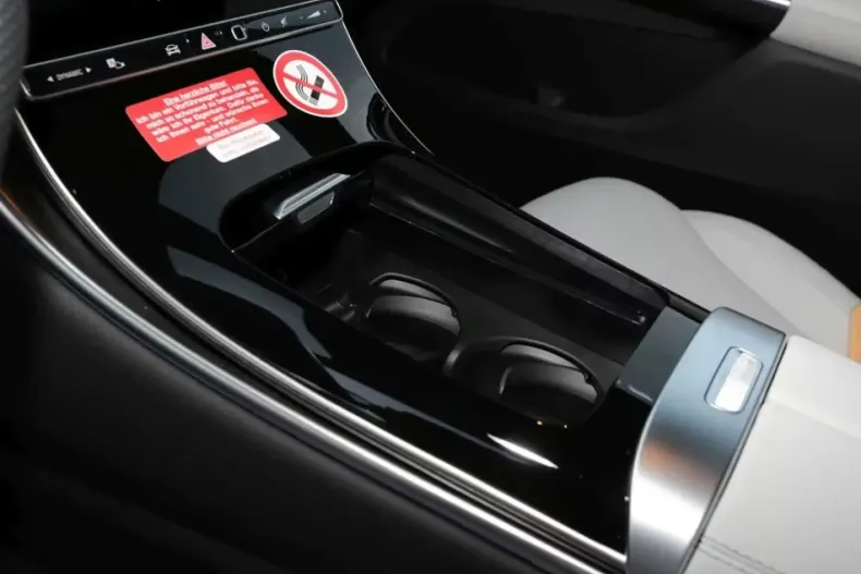 Mercedes-Benz GLC 220 din 2025 cu 14.999 km - oferta MER175397 - foto 25