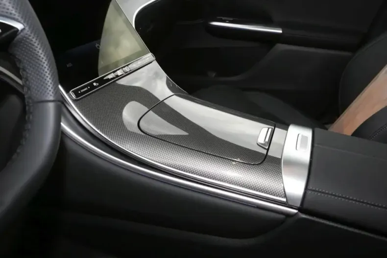 Mercedes-Benz GLC 220 din 2025 cu 15.000 km - oferta MER175404 - foto 19