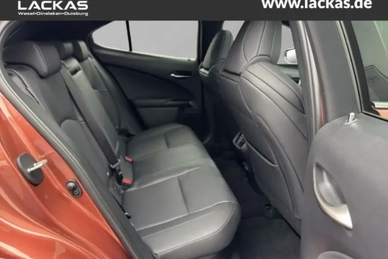 Lexus UX din 2024 cu 3.000 km - oferta LEX175405 - foto 17