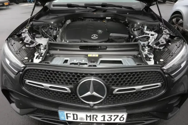 Mercedes-Benz GLC 220 din 2025 cu 14.999 km - oferta MER175408 - foto 5