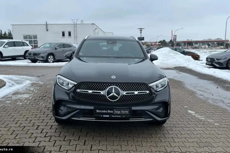 Mercedes-Benz GLC 220 din 2025 cu 6.031 km - oferta MER175409 - foto 2