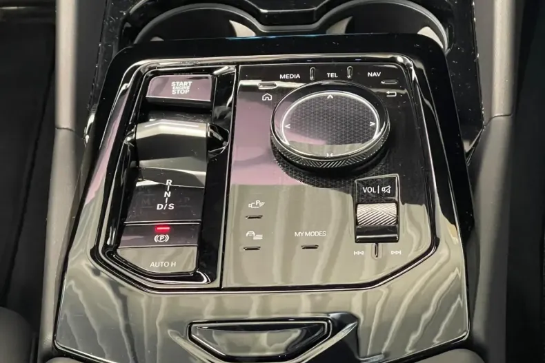 BMW 520 din 2025 cu 15.371 km - oferta BMW175410 - foto 12