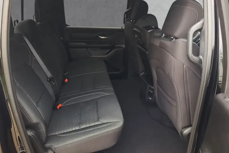 Dodge RAM din 2026 cu 400 km - oferta DOD175411 - foto 8