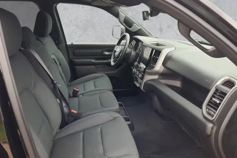 Dodge RAM din 2026 cu 400 km - oferta DOD175411 - foto 9