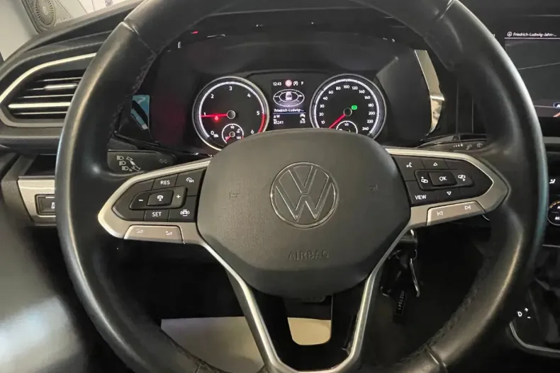 Volkswagen T6 Multivan din 2021 cu 85.241 km - oferta VOL175416 - foto 16