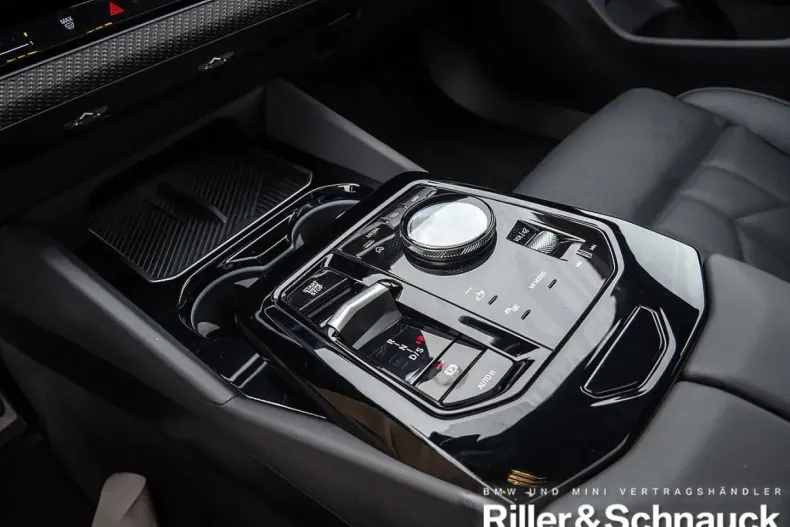 BMW 520 din 2025 cu 25.613 km - oferta BMW175421 - foto 14