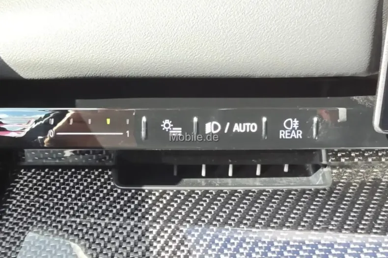 BMW 520 din 2025 cu 26.399 km - oferta BMW175422 - foto 17