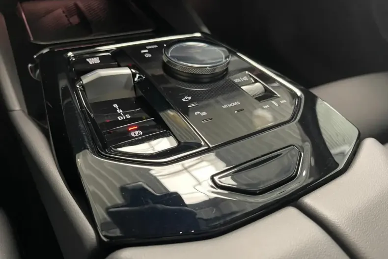 BMW 520 din 2024 cu 9.998 km - oferta BMW175424 - foto 13