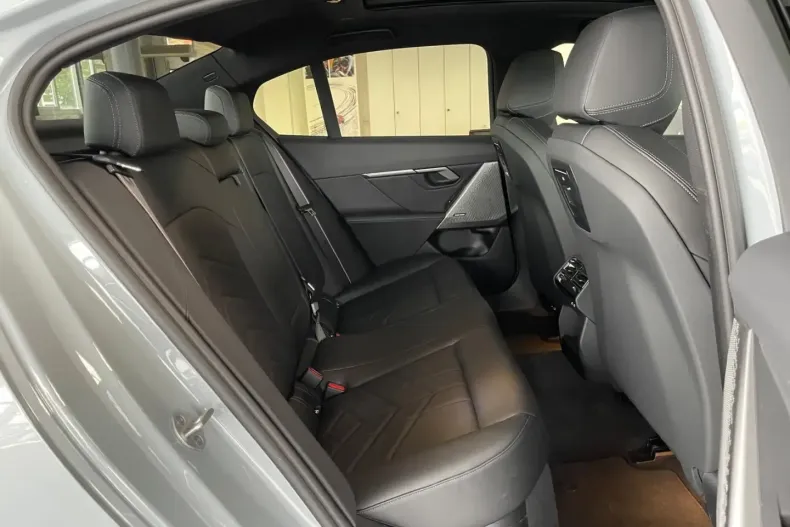 BMW 520 din 2024 cu 9.998 km - oferta BMW175424 - foto 16