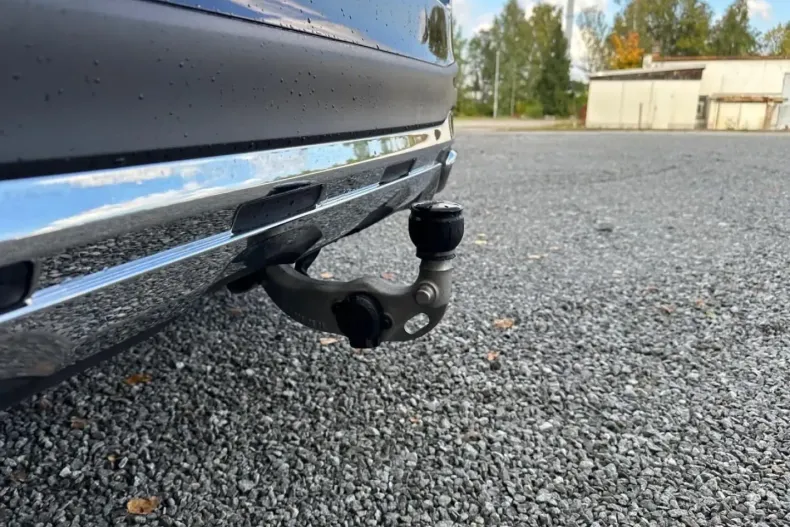 Mercedes-Benz GLC 220 din 2024 cu 15.740 km - oferta MER175427 - foto 18