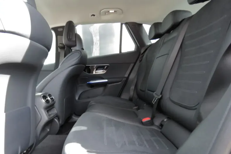 Mercedes-Benz GLC 220 din 2024 cu 26.126 km - oferta MER175428 - foto 10