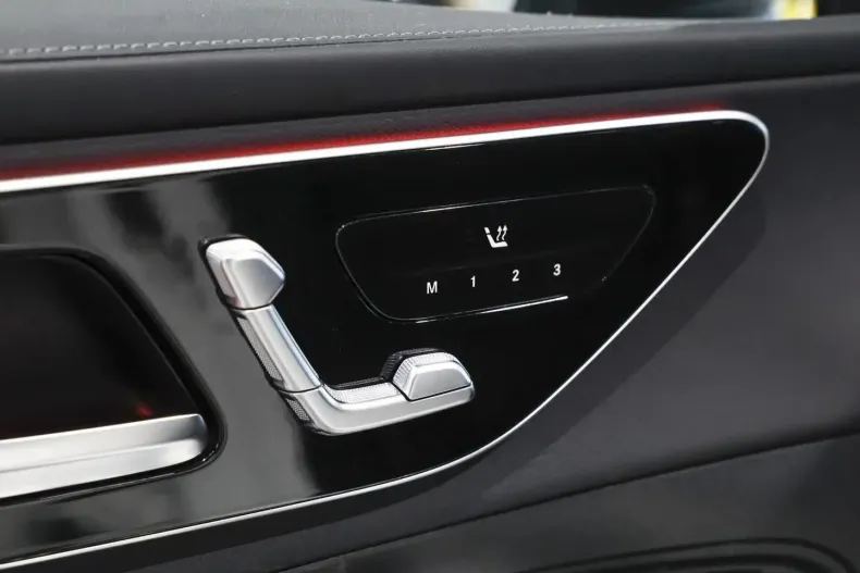 Mercedes-Benz GLC 220 din 2023 cu 17.249 km - oferta MER175429 - foto 14