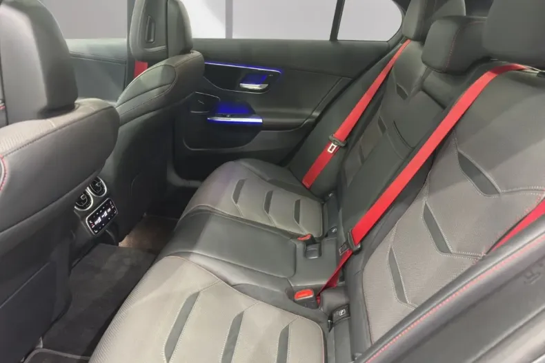 Mercedes-Benz C 43 AMG din 2023 cu 67.557 km - oferta MER175430 - foto 6