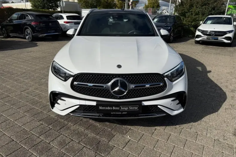 Mercedes-Benz GLC 220 din 2024 cu 9.398 km - oferta MER175431 - foto 2