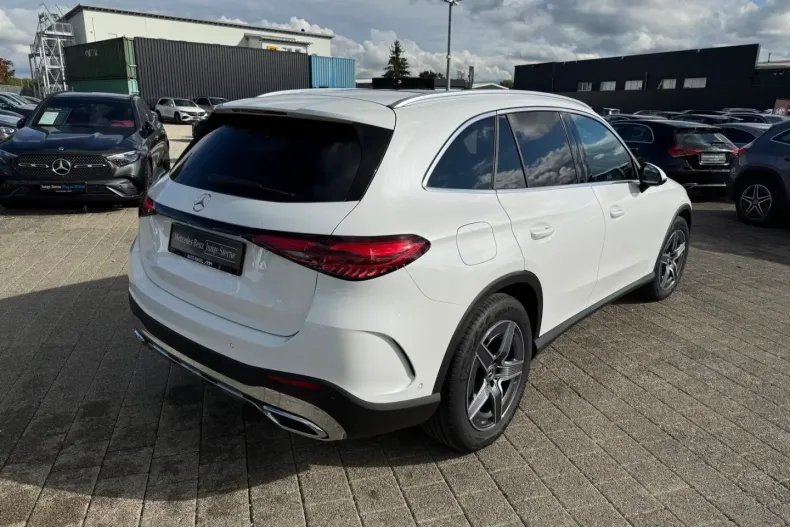 Mercedes-Benz GLC 220 din 2024 cu 9.398 km - oferta MER175431 - foto 7