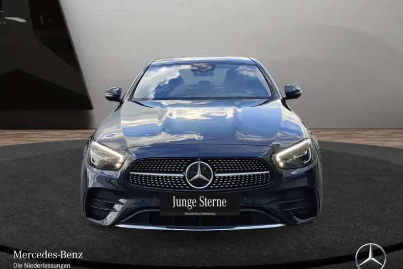 Mercedes-Benz E 300 din 2022 cu 92.203 km - oferta MER175432 - foto 3