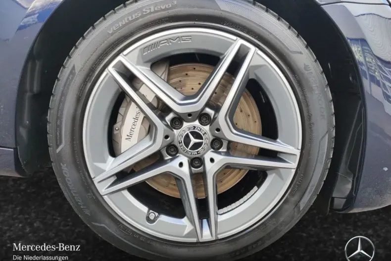 Mercedes-Benz E 300 din 2022 cu 92.203 km - oferta MER175432 - foto 4