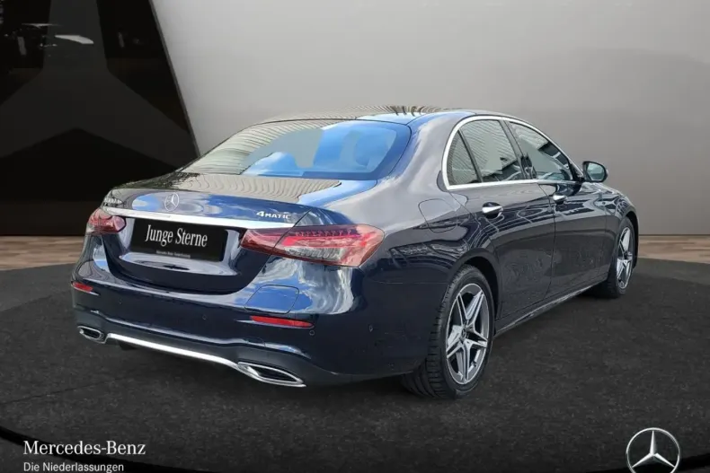Mercedes-Benz E 300 din 2022 cu 92.203 km - oferta MER175432 - foto 5