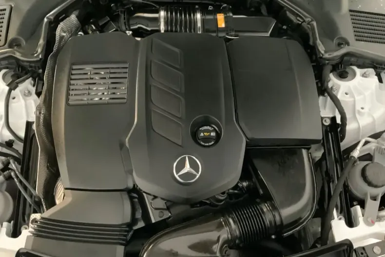 Mercedes-Benz C 300 din 2024 cu 1.592 km - oferta MER175433 - foto 14