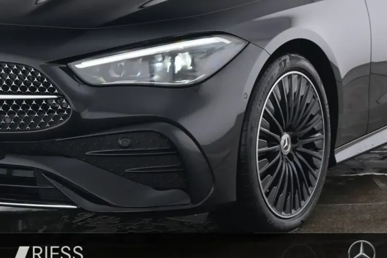 Mercedes-Benz CLE 200 din 2024 cu 38.003 km - oferta MER175440 - foto 3