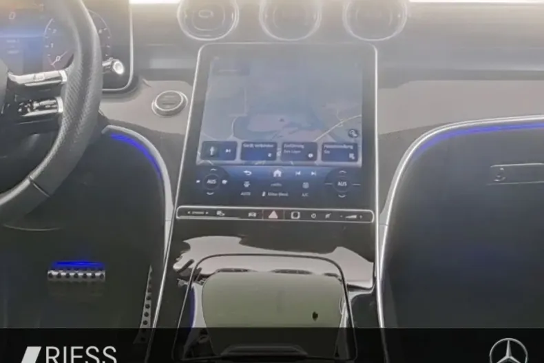 Mercedes-Benz CLE 200 din 2024 cu 38.003 km - oferta MER175440 - foto 9