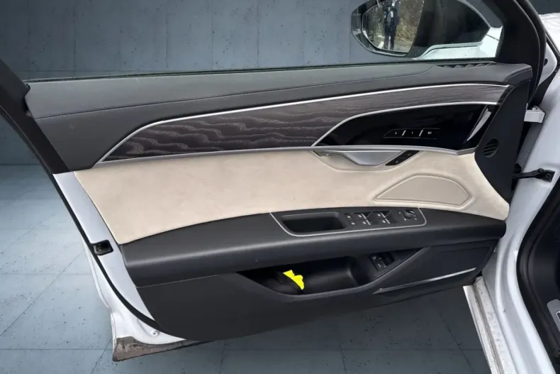 Audi A8 din 2023 cu 56.591 km - oferta AUD175451 - foto 25