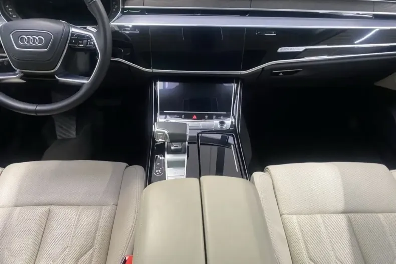 Audi A8 din 2022 cu 76.850 km - oferta AUD175454 - foto 6