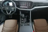 Volkswagen Touareg din 2024 cu 70.800 km - oferta VOL175455 - foto 6