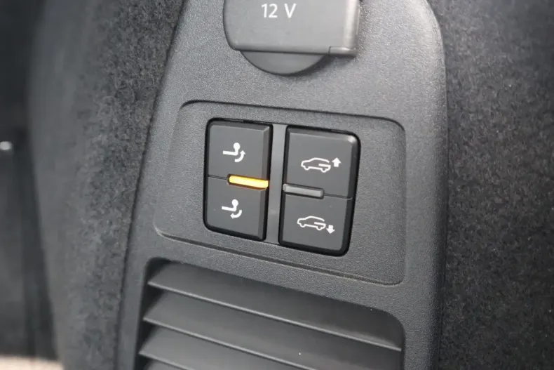 Volkswagen Touareg din 2024 cu 70.800 km - oferta VOL175455 - foto 11