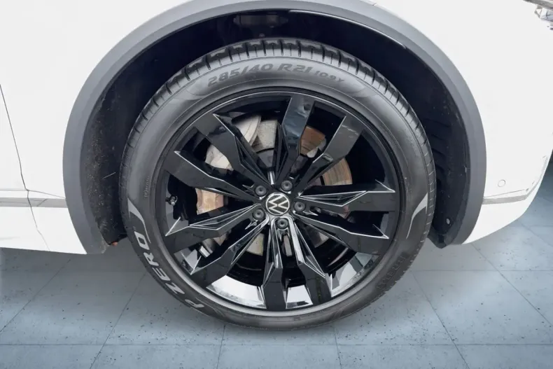 Volkswagen Touareg din 2022 cu 55.512 km - oferta VOL175457 - foto 8