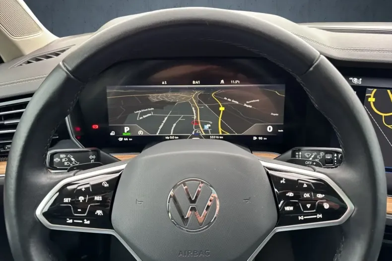 Volkswagen Touareg din 2022 cu 55.512 km - oferta VOL175457 - foto 25