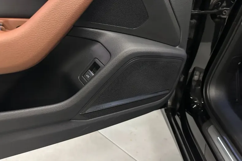 Audi A6 din 2024 cu 37.000 km - oferta AUD175460 - foto 14