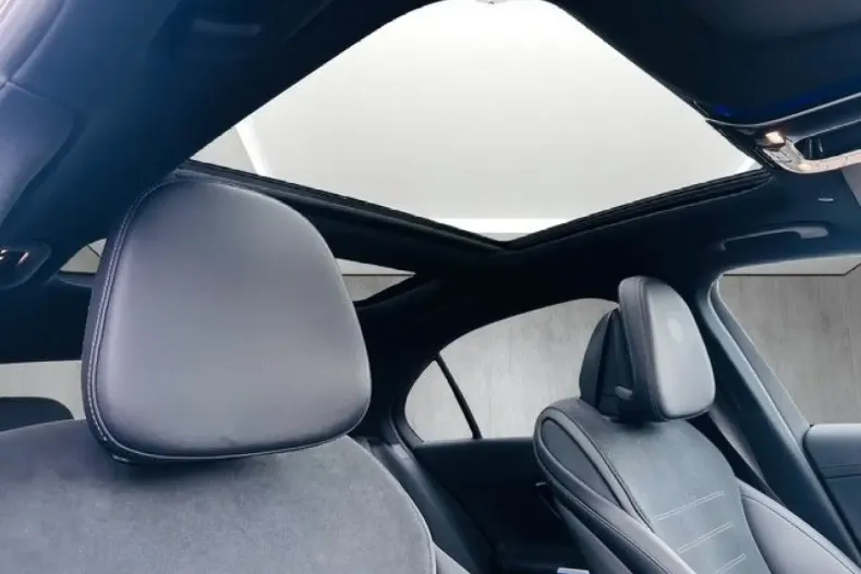 Mercedes-Benz C 300 din 2022 cu 32.000 km - oferta MER175462 - foto 13