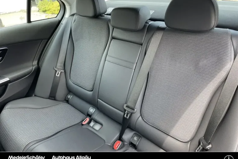 Mercedes-Benz C 180 din 2024 cu 21.609 km - oferta MER175466 - foto 22