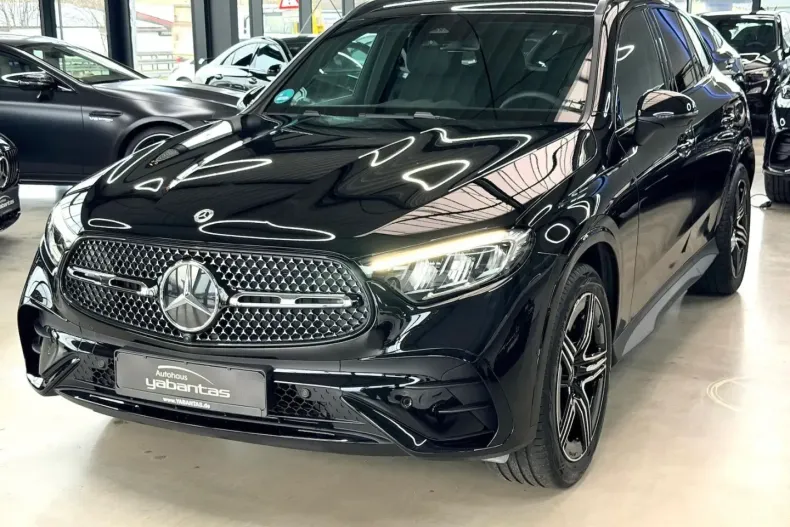 Mercedes-Benz GLC 200 din 2024 cu 7.300 km - oferta MER175467 - foto 1