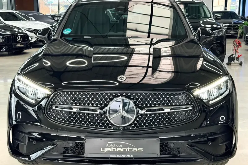 Mercedes-Benz GLC 200 din 2024 cu 7.300 km - oferta MER175467 - foto 2