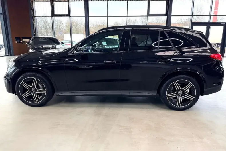 Mercedes-Benz GLC 200 din 2024 cu 7.300 km - oferta MER175467 - foto 23