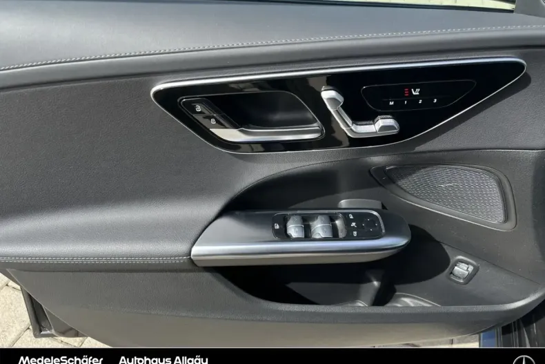 Mercedes-Benz C 300 din 2024 cu 20.755 km - oferta MER175468 - foto 9