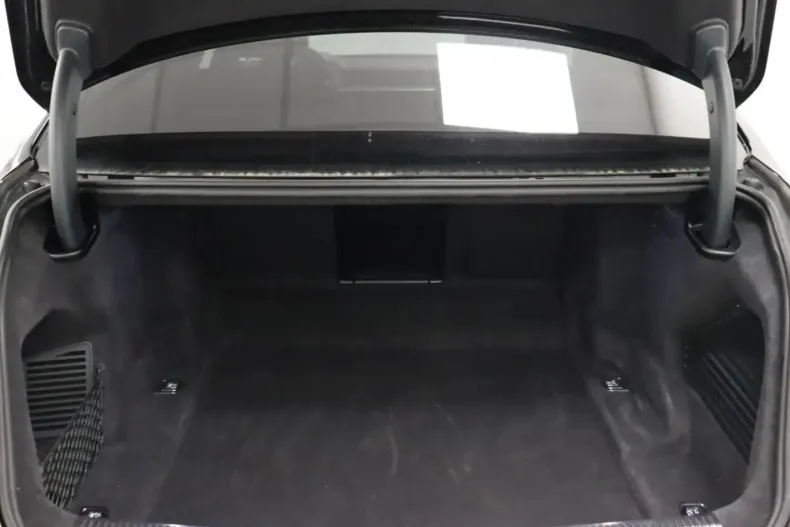 Audi A8 din 2024 cu 26.618 km - oferta AUD175472 - foto 18