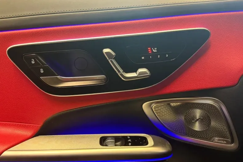 Mercedes-Benz CLE 450 din 2024 cu 24.248 km - oferta MER175473 - foto 13