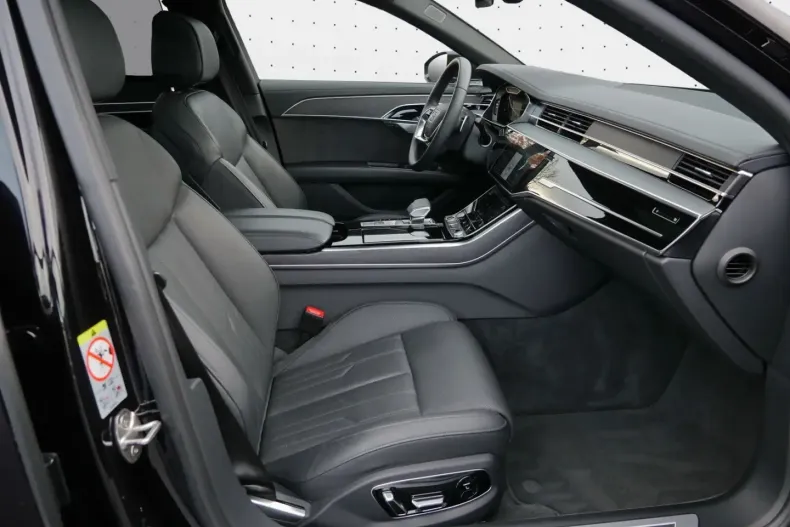 Audi A8 din 2025 cu 25.617 km - oferta AUD175474 - foto 4