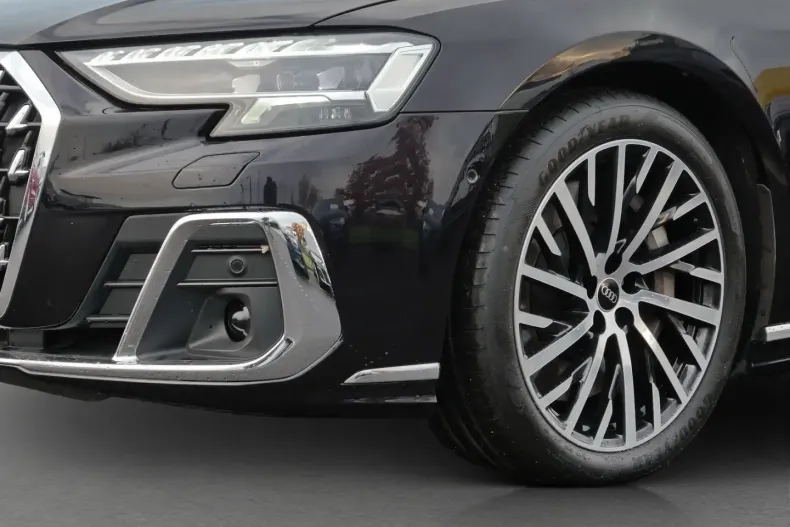 Audi A8 din 2025 cu 25.617 km - oferta AUD175474 - foto 13