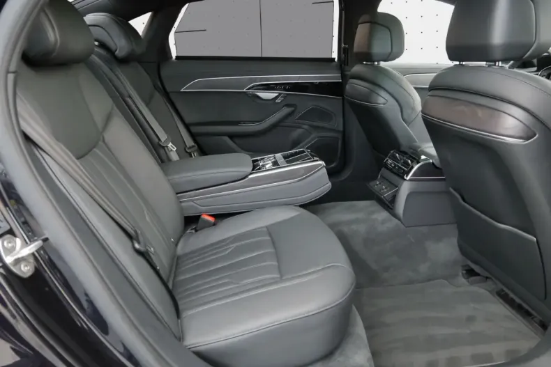 Audi A8 din 2025 cu 25.617 km - oferta AUD175474 - foto 16