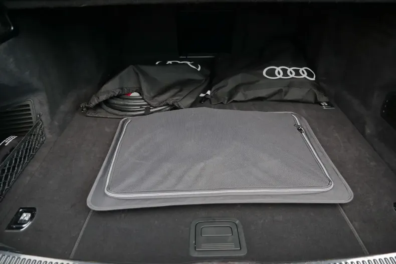 Audi A8 din 2025 cu 25.617 km - oferta AUD175474 - foto 23