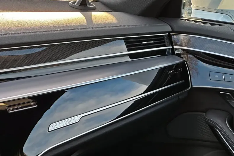 Audi A8 din 2023 cu 58.490 km - oferta AUD175479 - foto 25