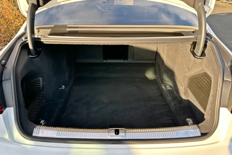 Audi A8 din 2023 cu 58.490 km - oferta AUD175479 - foto 29