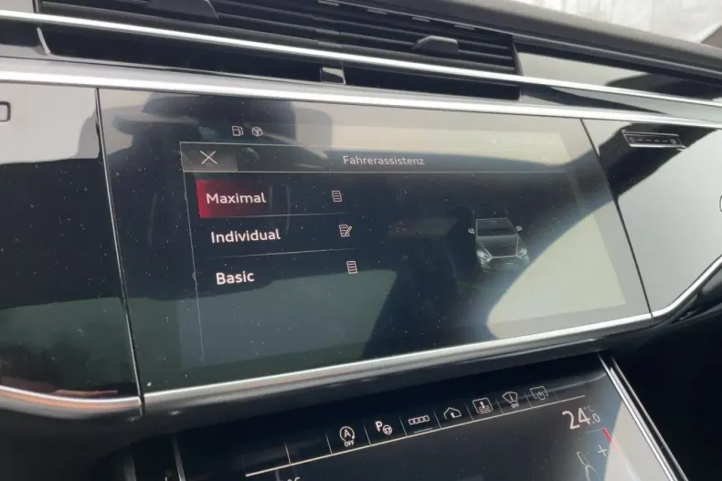 Audi A8 din 2022 cu 20.150 km - oferta AUD175481 - foto 14