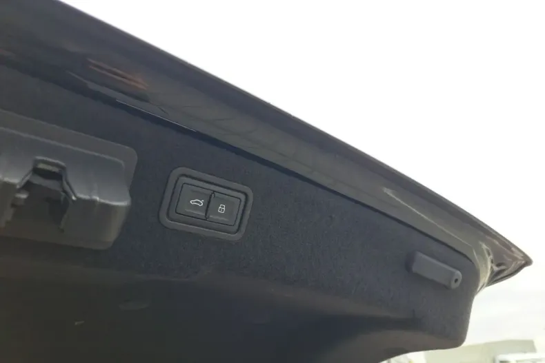 Audi A8 din 2022 cu 44.000 km - oferta AUD175484 - foto 19