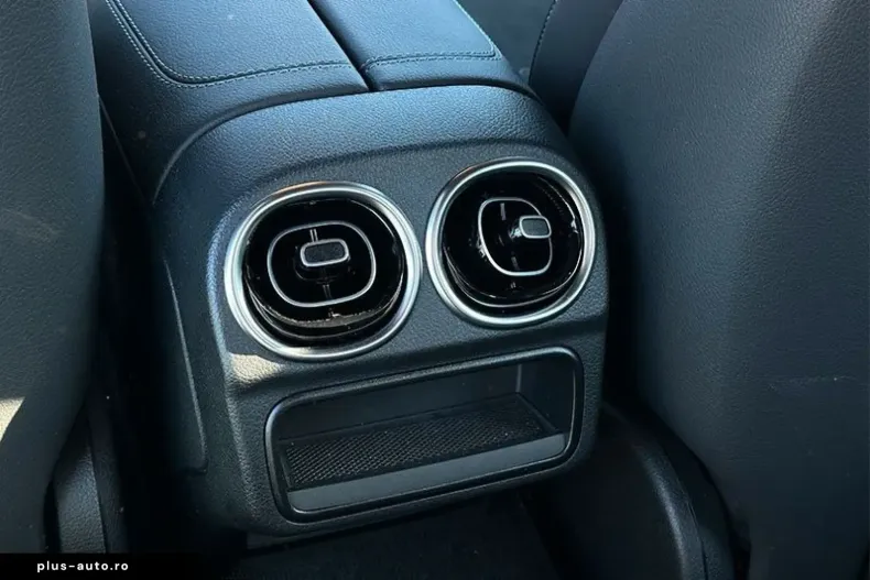 Mercedes-Benz C 300 din 2024 cu 9.453 km - oferta MER175485 - foto 19